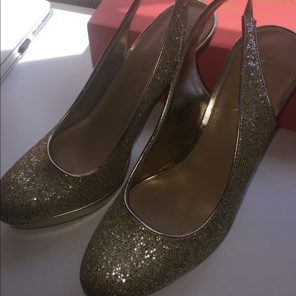 Shoes - Picture 3 of 5